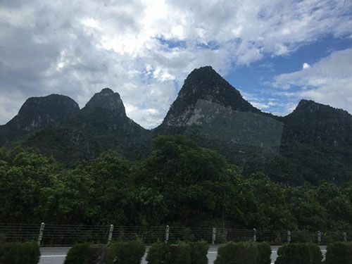 岳陽凱達(dá)科技開發(fā)有限責(zé)任公司,油加氫催化劑載體銷售,干膠粉生產(chǎn),吸附劑銷售